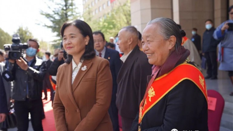 傳承精華，讓藏醫(yī)藥造福人民健康安全！